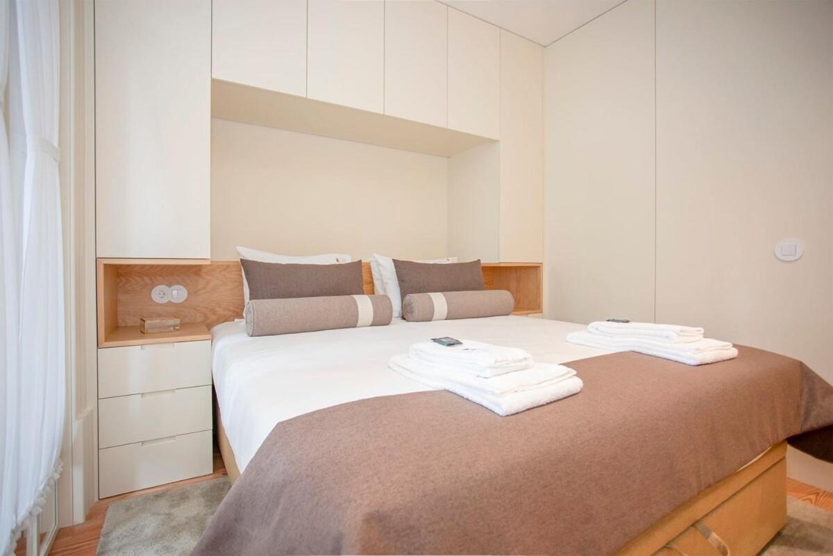 Liiiving In Porto - Cedofeita Charming Apartment Kültér fotó