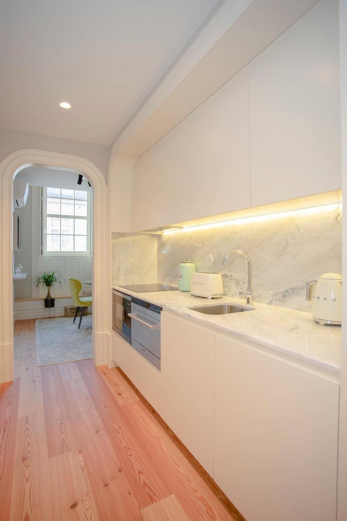 Liiiving In Porto - Cedofeita Charming Apartment Kültér fotó